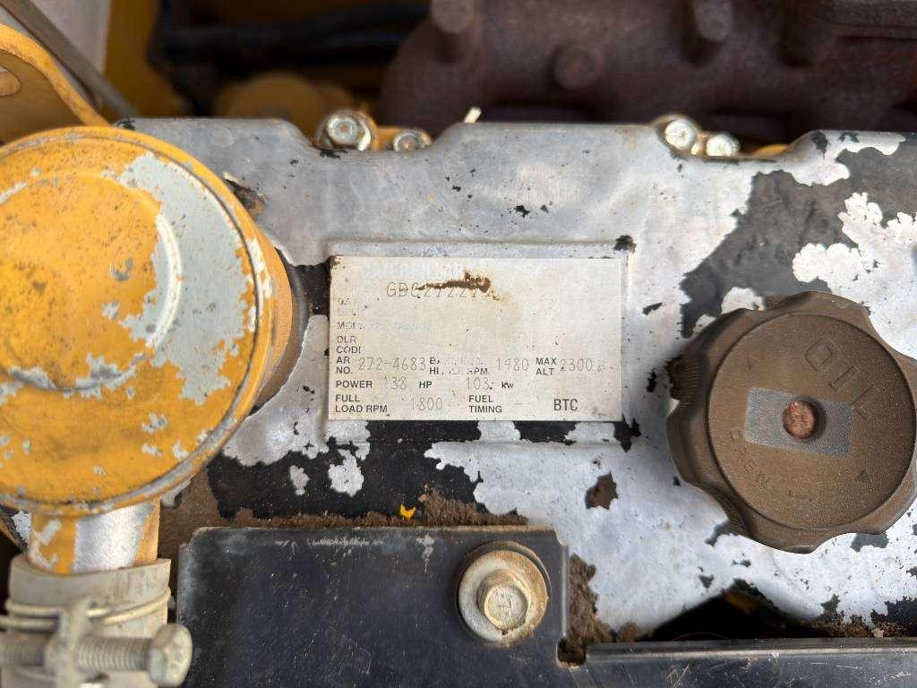 Caterpillar 320D L Photo 26
