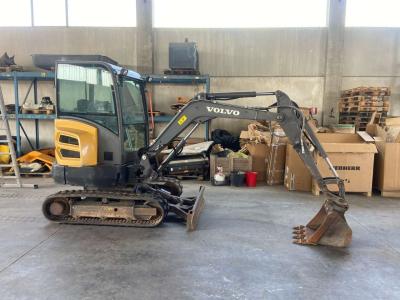 Volvo EC27D Photo 1