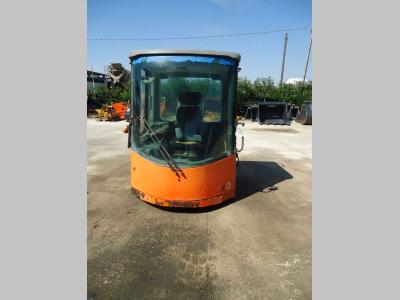 Cabine pour Fiat Hitachi W130-W110-W170-W190 en vente par OLM 90 Srl