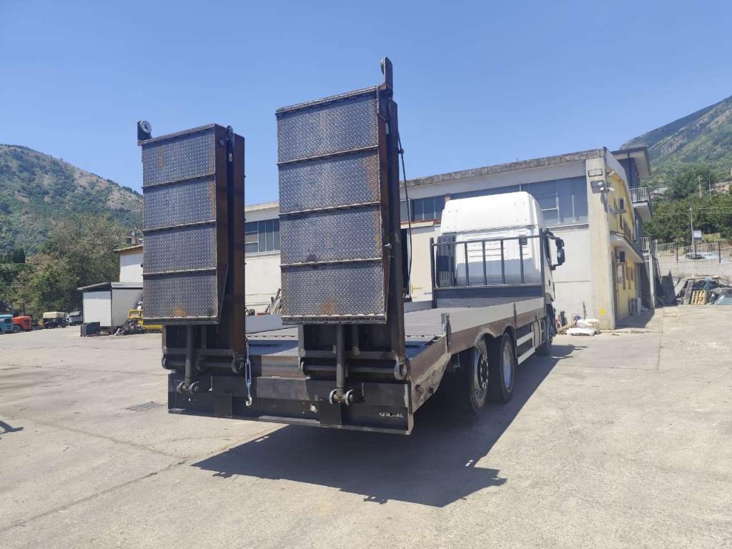 Iveco STRALIS CUBE AS260S42Y Photo 16