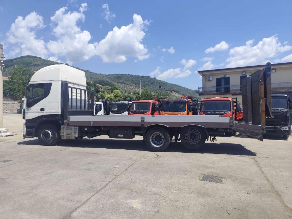 Iveco STRALIS CUBE AS260S42Y Photo 9
