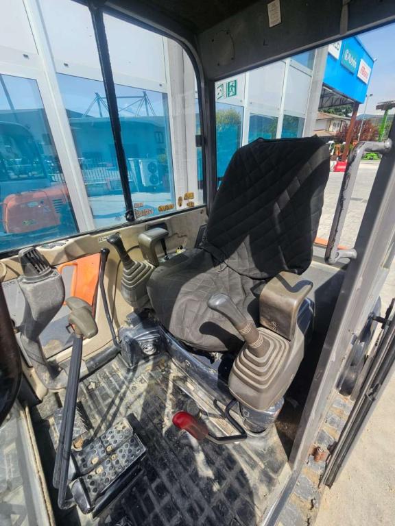 Hitachi ZX50 CLR Photo 11