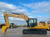 Caterpillar 323D3 Photo 1 thumbnail