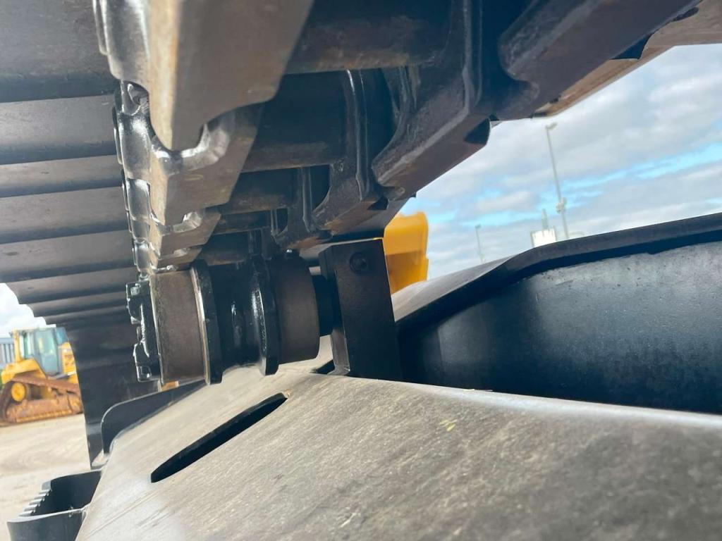 Caterpillar 323D3 Photo 15