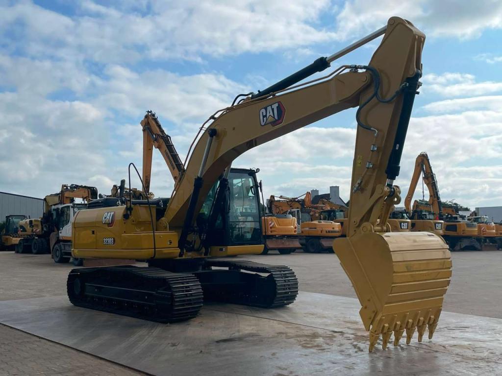 Caterpillar 323D3 Photo 7