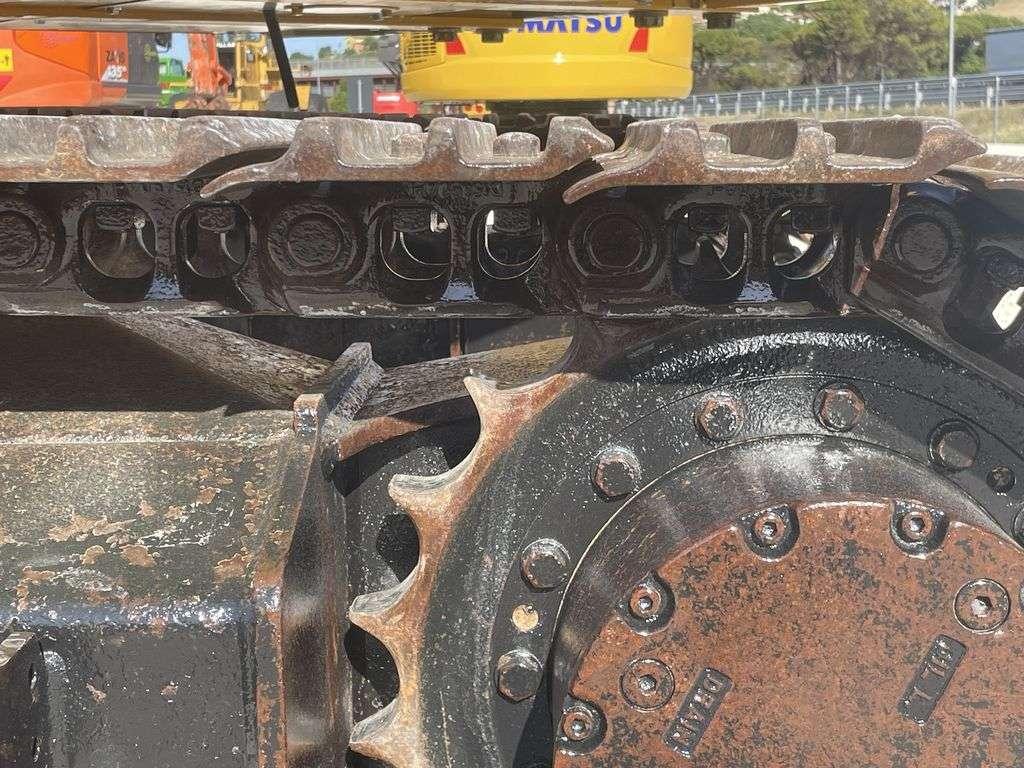 JCB JS 130 Photo 6