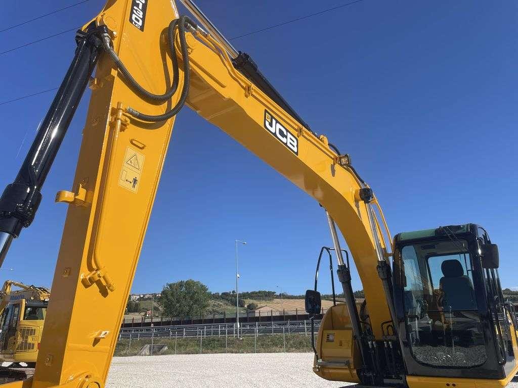 JCB JS 130 Photo 7