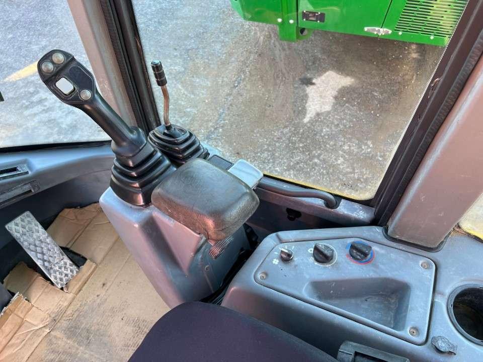 Volvo L30G Photo 7