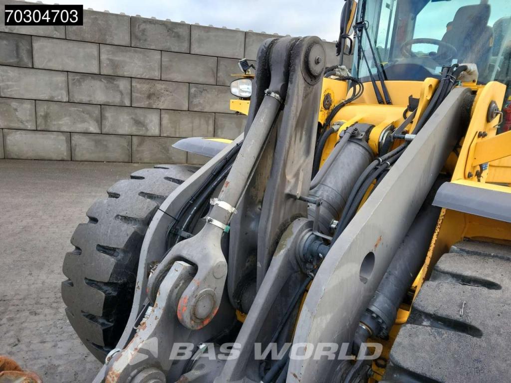 Volvo L110 H CDC - 3rd Function Photo 12