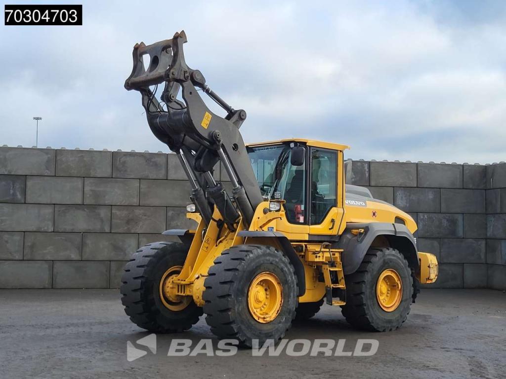 Volvo L110 H CDC - 3rd Function Photo 2