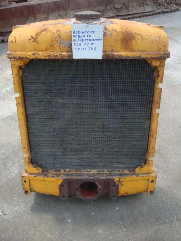 Radiateur eau pour Fiat FL8 - AD7- 70C Photo 1