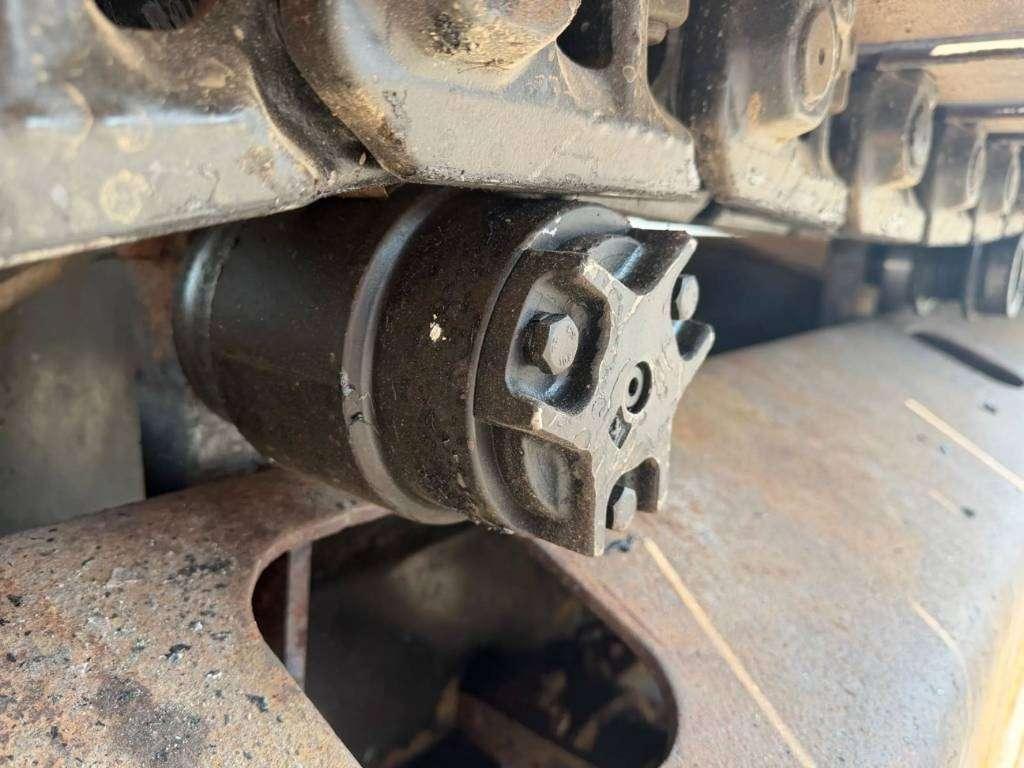 Caterpillar 323D L Photo 20
