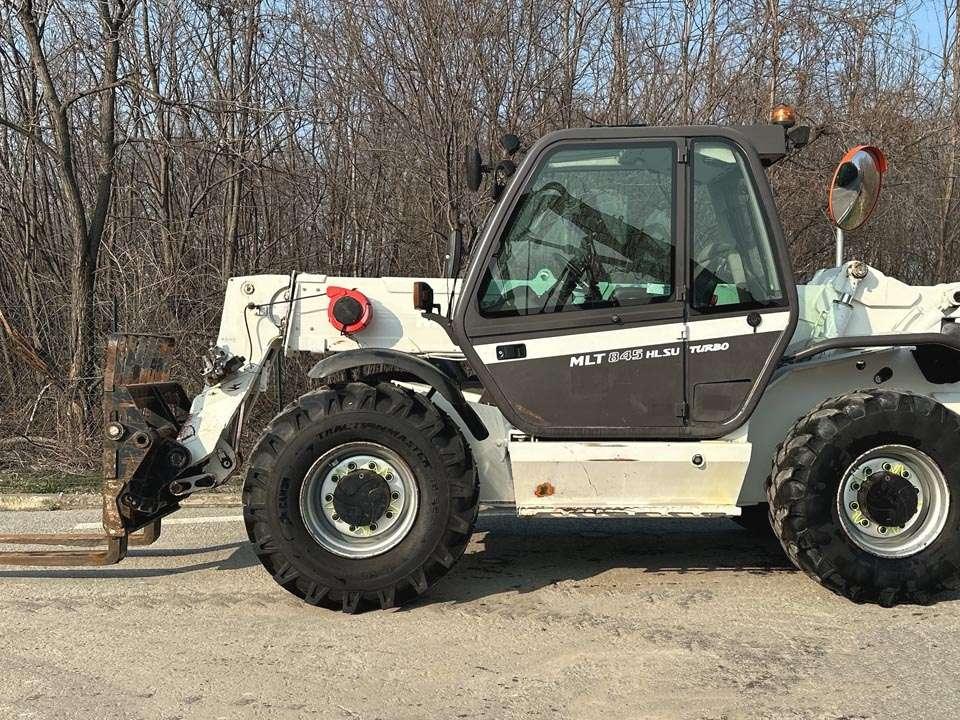 Manitou MLT845 Photo 2