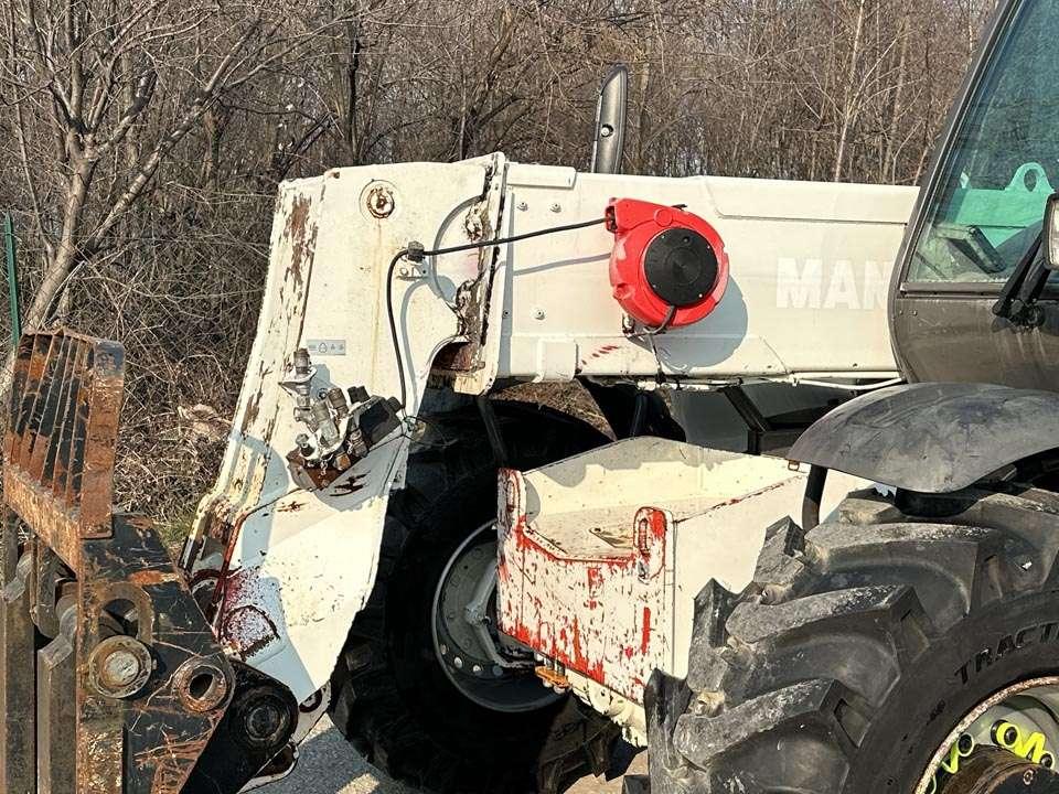 Manitou MLT845 Photo 5