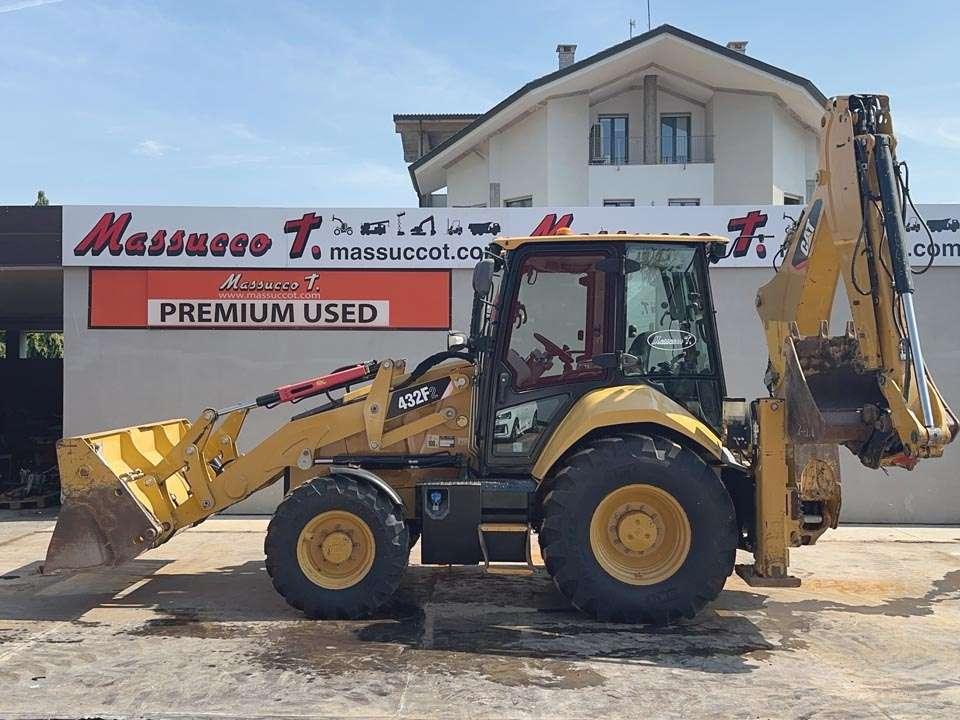 Caterpillar 432F2 4x4 Photo 1