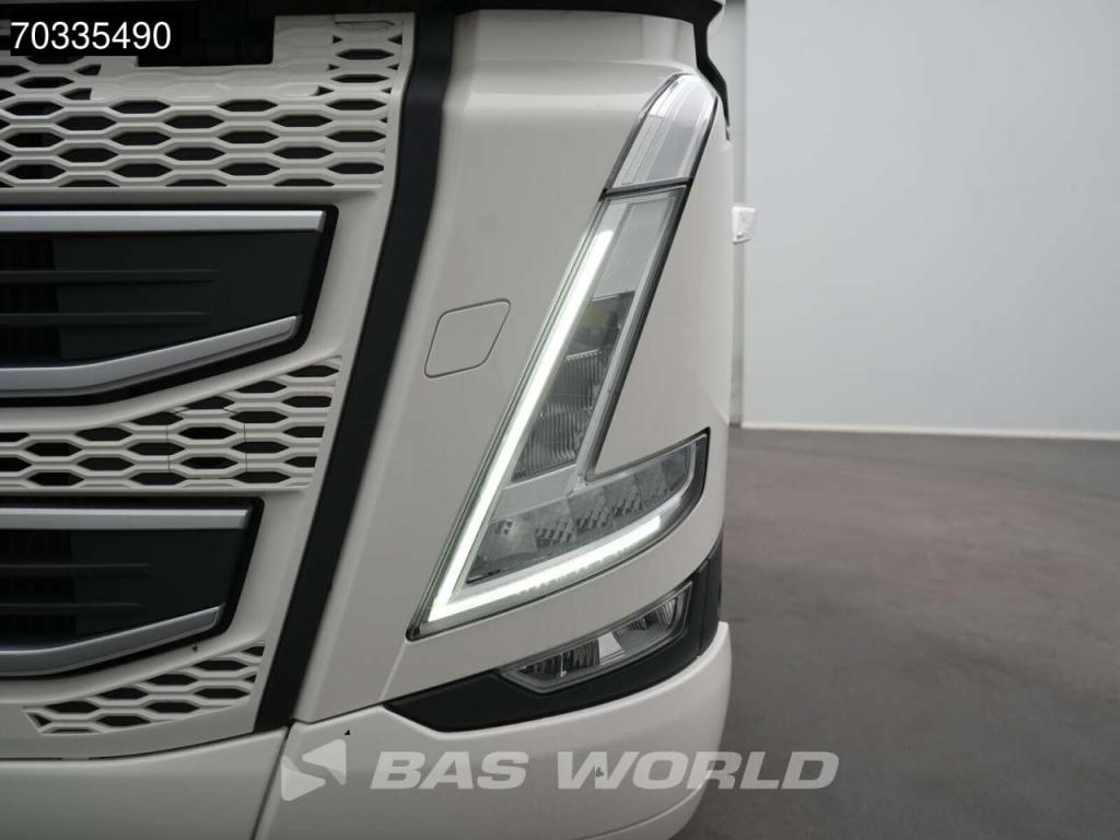 Volvo FH 500 4X2 XL 2x Tanks I-ParkCool ACC Photo 7