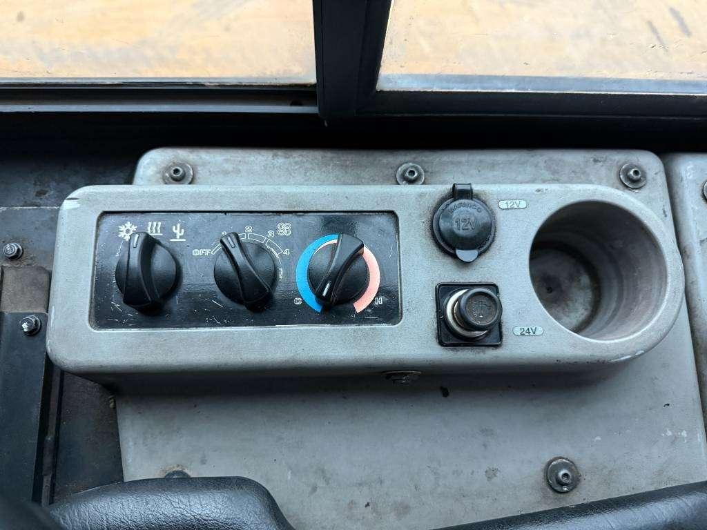 Komatsu D51PXi-24 - Topcon GPS / 6-Way Blade / Camera Photo 12