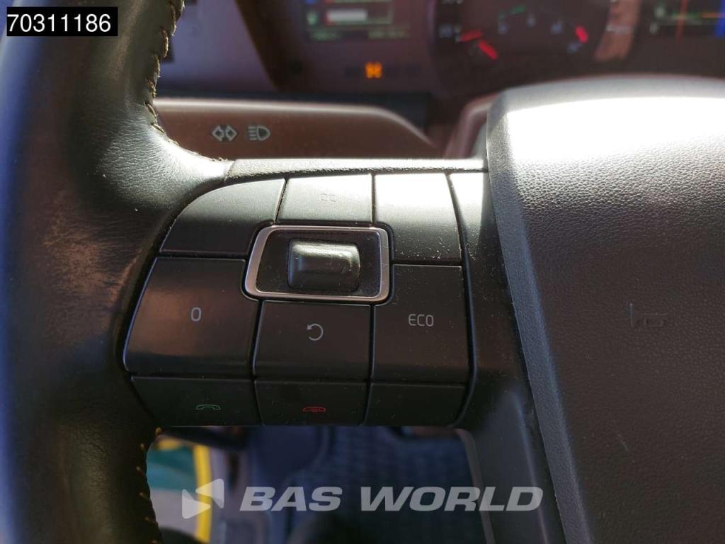 Volvo FH 540 FH 6X4 Special Interior! Hydraulic Photo 24