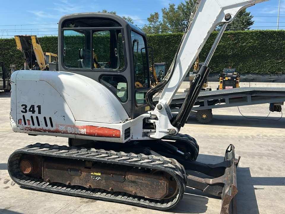 Bobcat 341 Photo 2