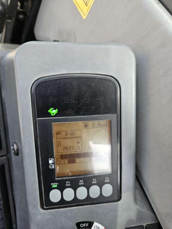Yanmar SV100-2A Photo 7