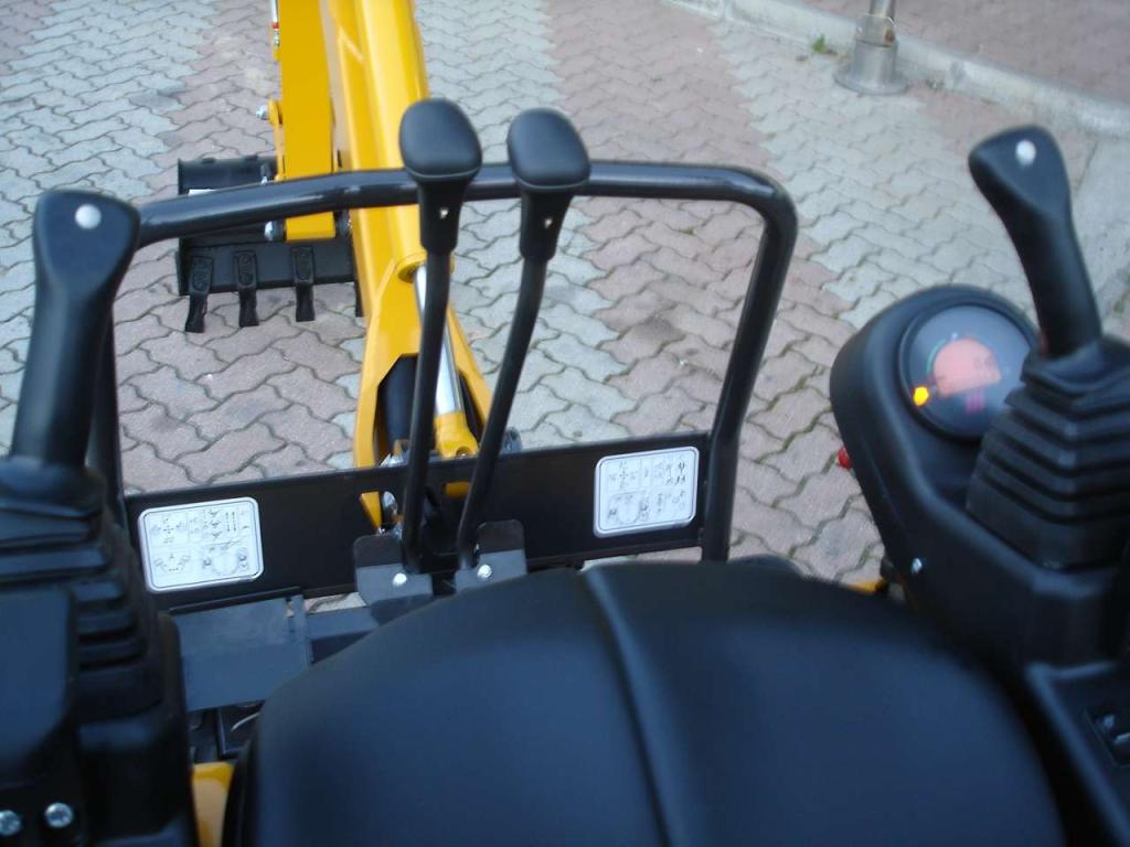 Kato HD 12 VXE - MOTORE YANMAR CARRO ALLARGABILE Photo 29