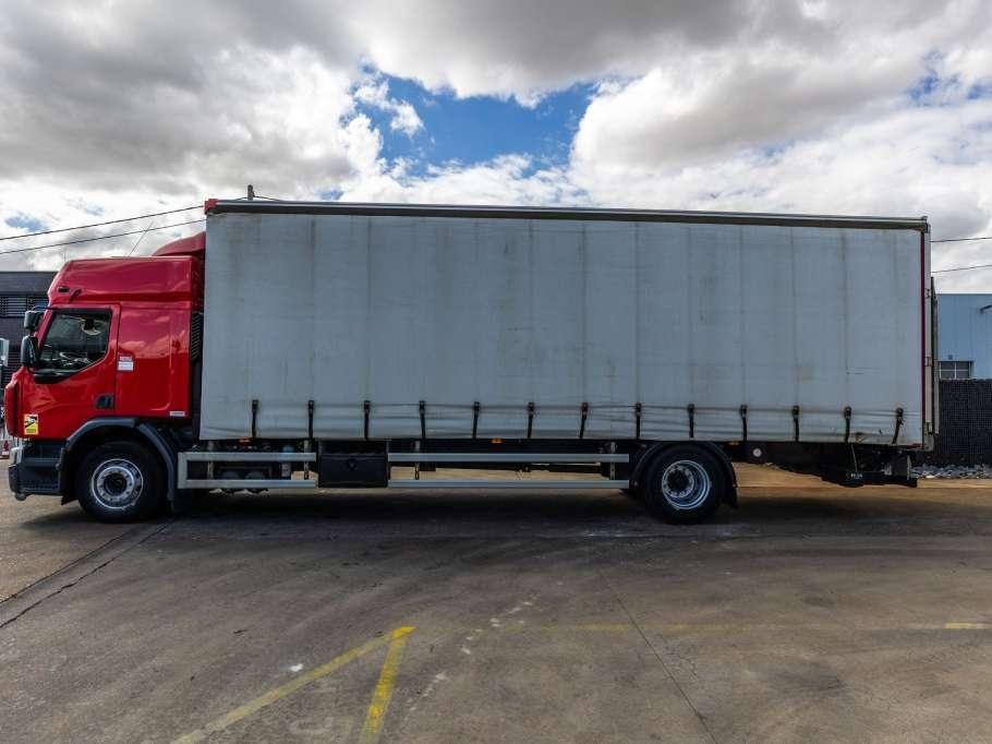 Renault D 19 WIDE 280 DXI + BAR Photo 2