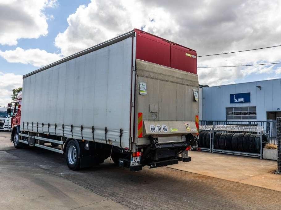 Renault D 19 WIDE 280 DXI + BAR Photo 3