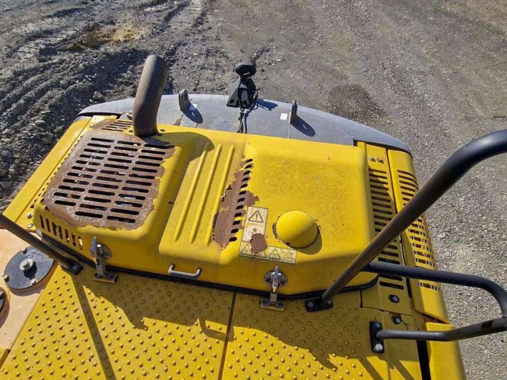 JCB JS235HD Photo 18
