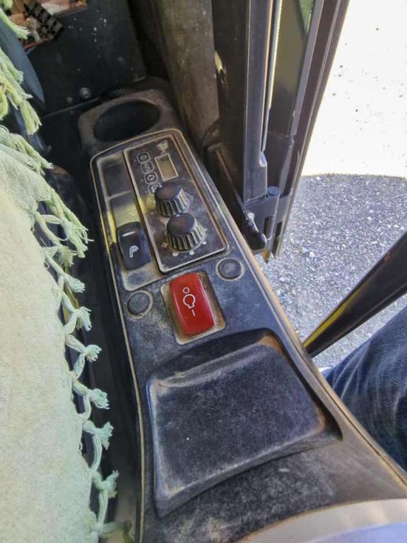 JCB JS235HD Photo 26