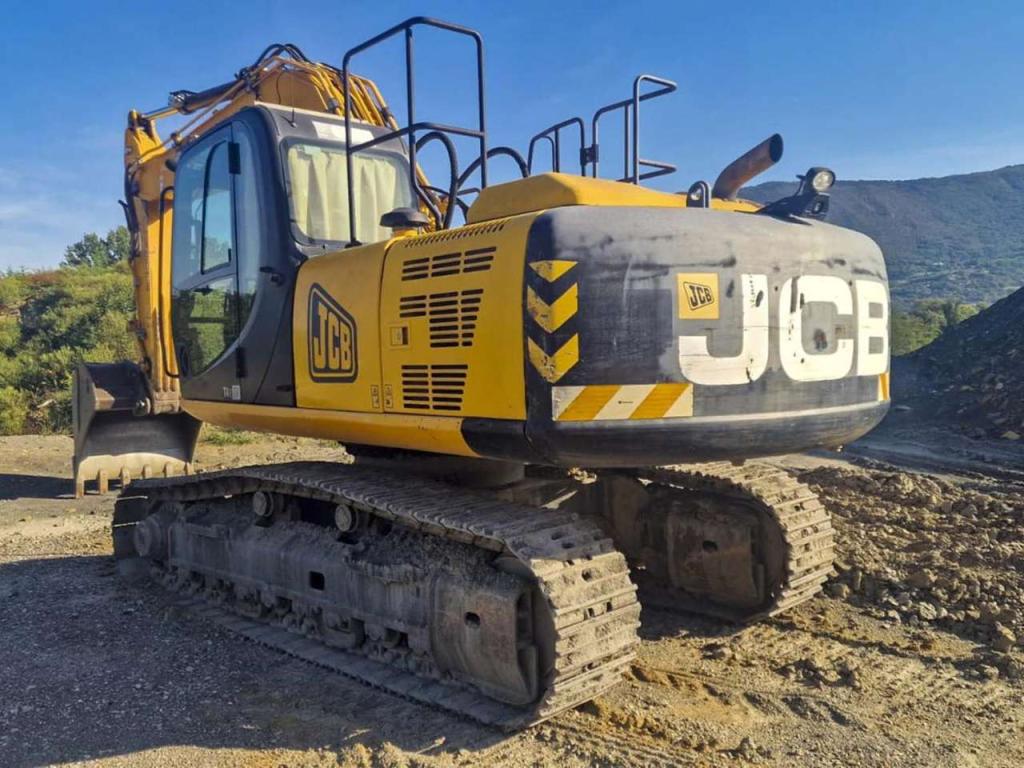 JCB JS235HD Photo 3