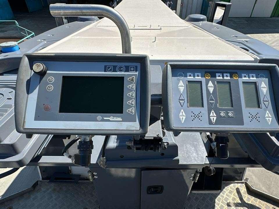 Wirtgen W220 Photo 16