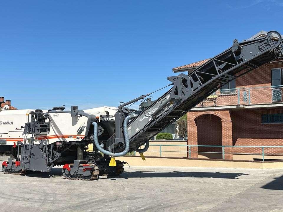 Wirtgen W220 Photo 21