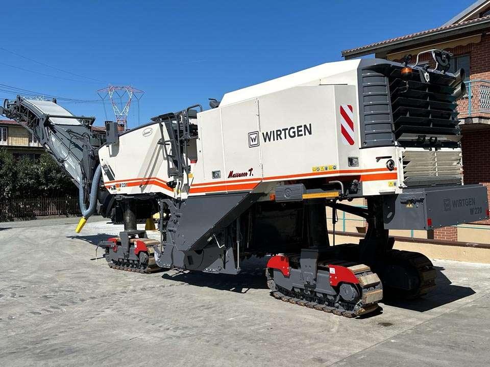 Wirtgen W220 Photo 4