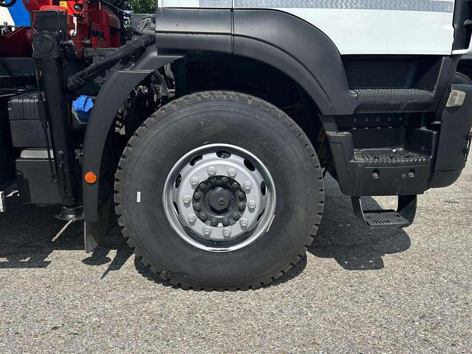 Iveco Trakker 450 6x4 Photo 13