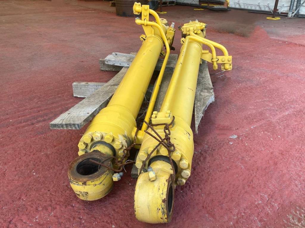 Komatsu PC180NLC-6 Photo 7
