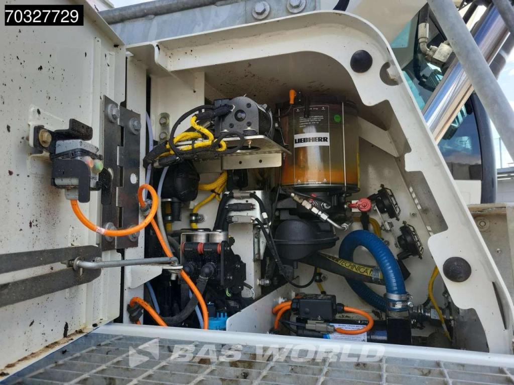 Liebherr R956 HD Photo 20