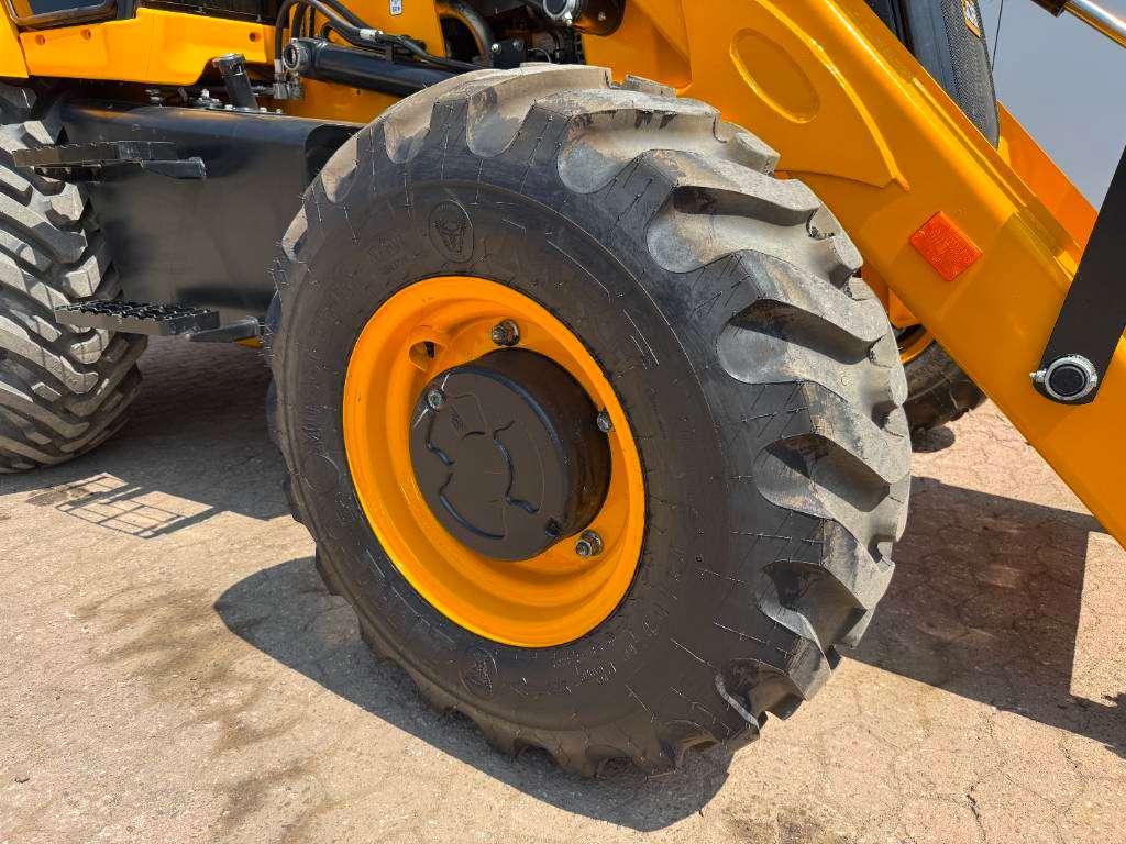 JCB 3DX / 3CX Plus 4WD - New / Unused/ Hammer Lines AC Photo 27