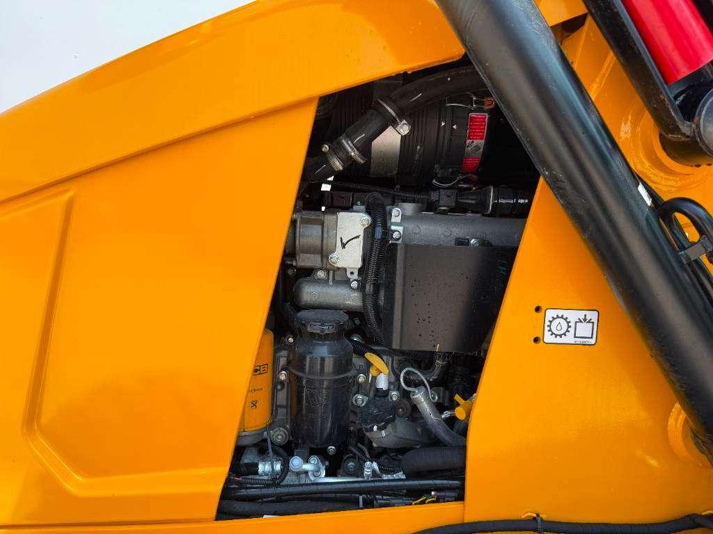 JCB 3DX / 3CX Plus 4WD - New / Unused/ Hammer Lines AC Photo 28