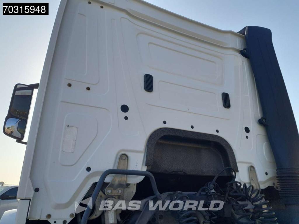 Mercedes-Benz Actros 1843 4X2 ClassicSpace Retarder PTO ADR Alcoa's Photo 10