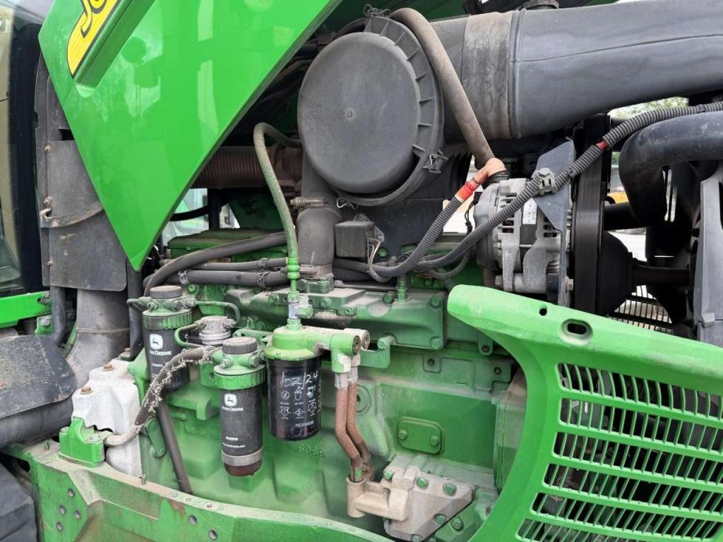 John Deere 7720 PQ - No TLS - Good Condition Photo 11