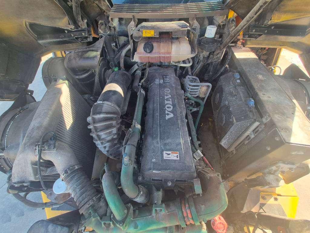 Volvo A35G Photo 15