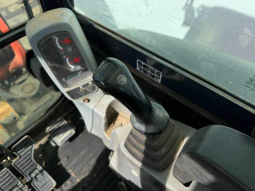 Kubota KX027-4 - Hammer Lines / Quick Coupler Photo 11
