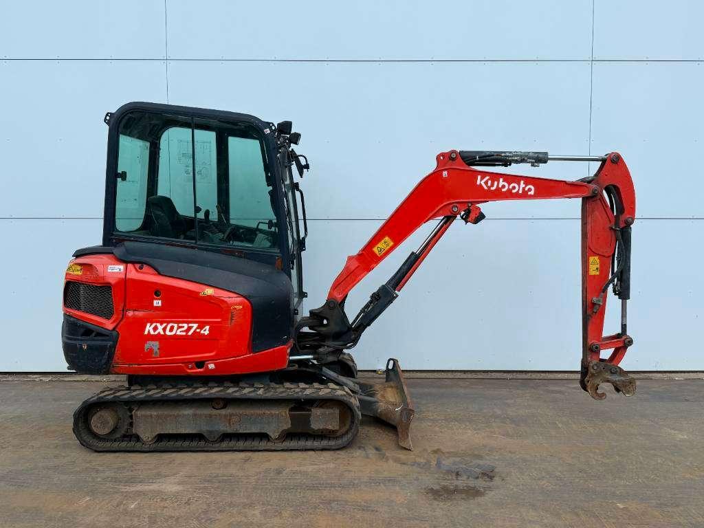 Kubota KX027-4 - Hammer Lines / Quick Coupler Photo 6