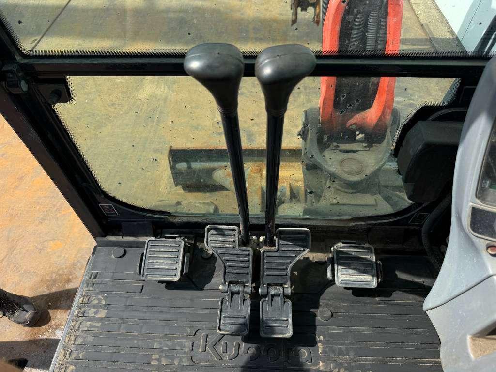 Kubota KX027-4 - Hammer Lines / Quick Coupler Photo 9