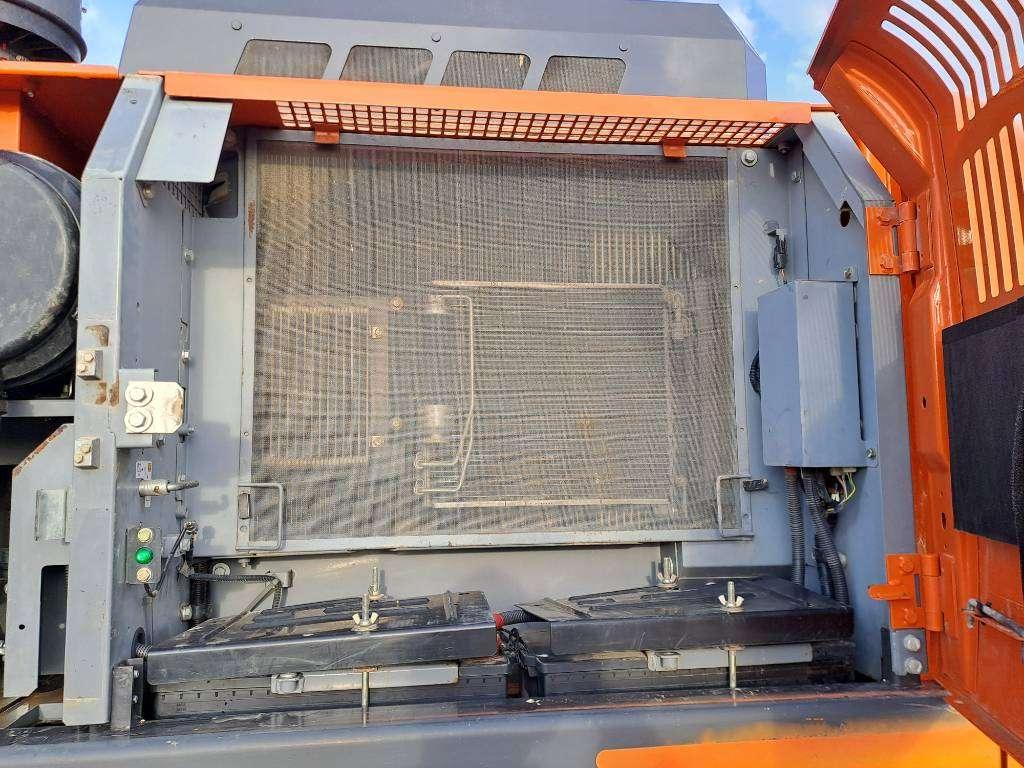 Hitachi Zx350LCN-6 Photo 22