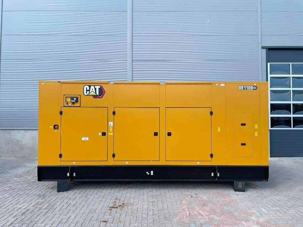 Caterpillar DE1100GC - 1.100 kVA Standby Generator - DPX-18225 Photo 1