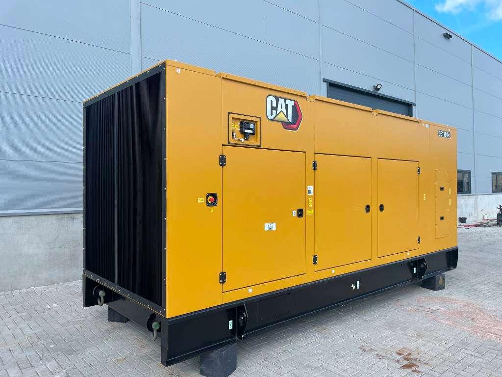 Caterpillar DE1100GC - 1.100 kVA Standby Generator - DPX-18225 Photo 2