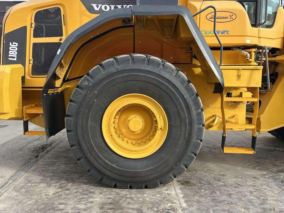Volvo L180G Photo 4