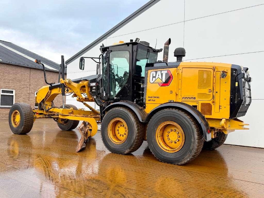Caterpillar 140M2 VHP 6x6 AWH - 4.88m Blade Photo 2