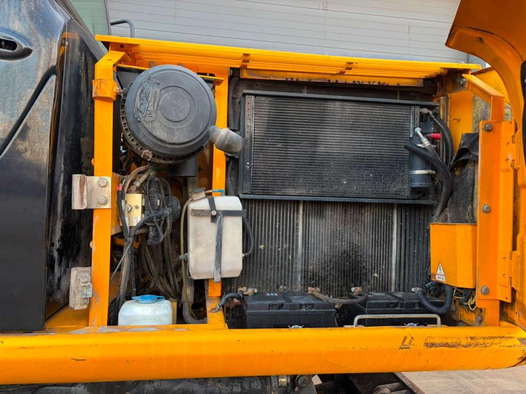 JCB JS175W Photo 28
